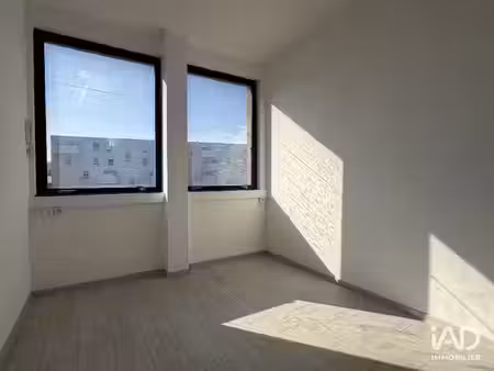 location locaux professionnels 0 pièces 9 m² à roubaix (59100)  290 €