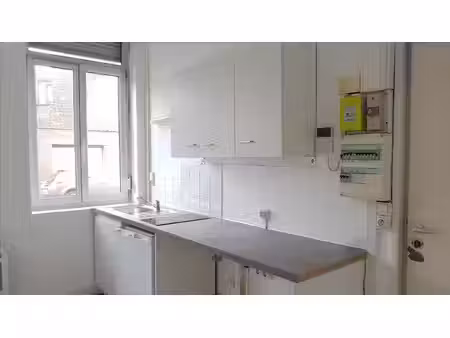 location appartement 2 pièces 23m²