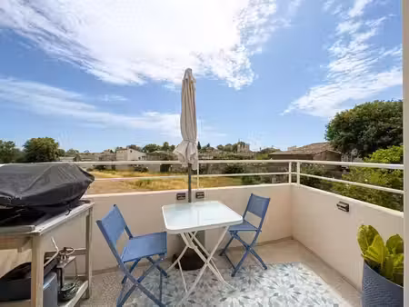 mudaison - appartement t3 rénové - 62 m2 - terrasse - parking - climatisation