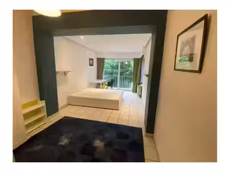 immeuble mixte en colocation à avenue télémaque forest (vbe77352)
