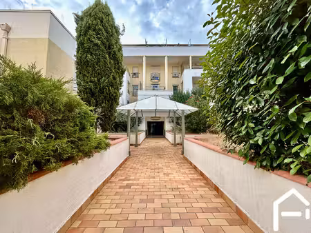 a louer : studio meublé de 25 m² avec terrasse + parking + cave à saint-agne (31400)