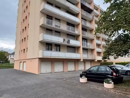 location parking melun 77000