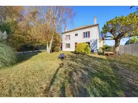vente maison 5 pièces 179 m² à tizac-de-lapouyade (33620)  272 000 €