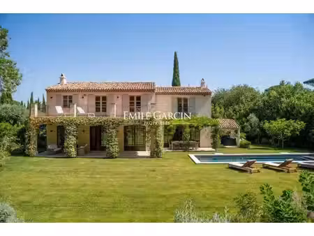 maison de luxe de 15 pièces en location à saint-tropez  france