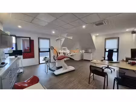 prestigieux bureau de 200 m2 en location - cholet  france