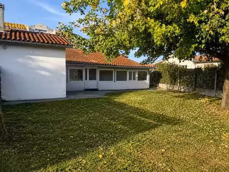 a vendre - 2 maisons t3 et t4 pour 181 m² à carcans