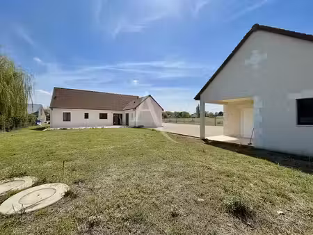 vente maison 4 pièces 140.7 m² à les montils (41120)  335 000 €