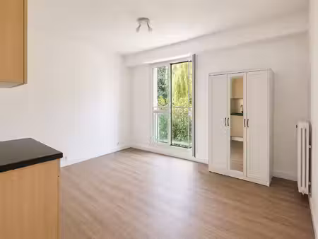 location appartement 1 pièce  23.00m²  louveciennes