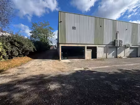 location local commercial  135.00m²  saint
