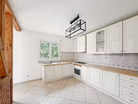 location maison 4 pièces  103.53m²  ménesqueville