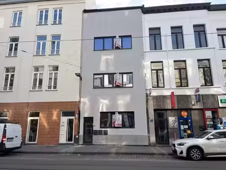 commercieel te koop in antwerpen met 7 slaapkamers