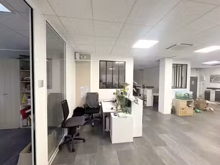vente bureaux buc 78530 404m²