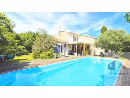 maison de 5 chambres de luxe en vente à rochefort  france