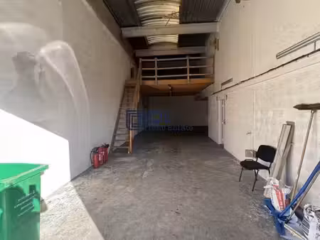 vente local d’activités roissy en brie 77680 270m²