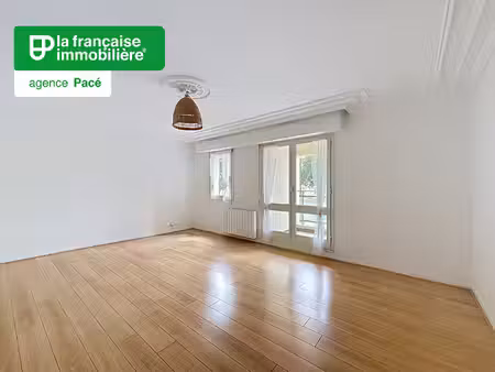 appartement t3 de 74m² - centre bourg - pacé