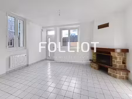 a louer : appartement 3 pièces à fougères - réf.2530cv
