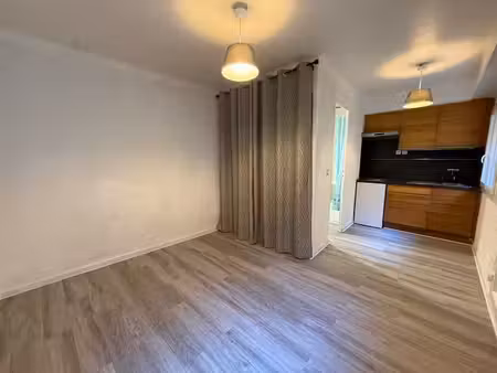 location appartement 1 pièce 18m²