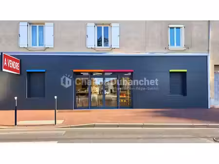 vente locaux professionnels 4 pièces 118 m² à le coteau (42120)  159 000 €