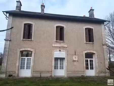 vente maison 7 pièces 180 m² à availles-limouzine (86460)  99 000 €
