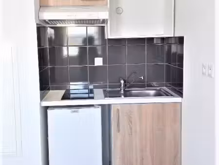 location appartement 1 pièce 19m² pau 64000
