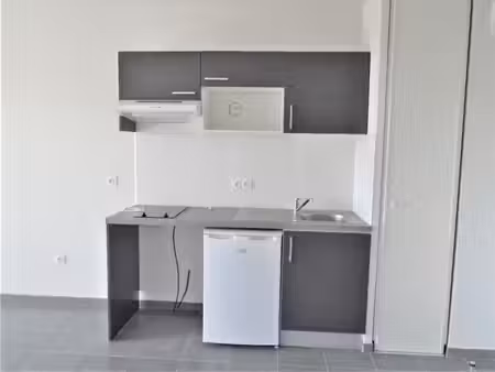 location appartement 1 pièce 23m² royan 17200