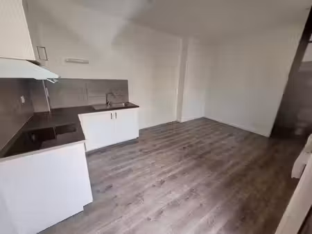 location appartement 1 pièce 22m² bergerac 24100