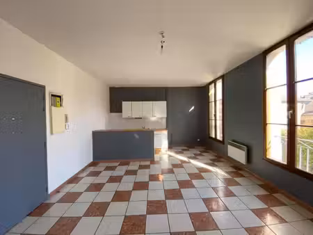 location appartement 3 pièces 64m² bergerac 24100