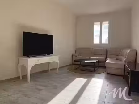 vente propriété 3 pièces 83.6 m² à varages (83670)  118 000 €