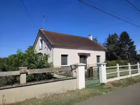 vente maison 4 pièces 89 m² à cours-les-barres (18320)  132 000 €