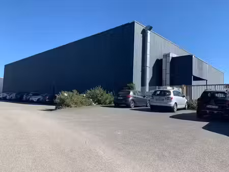 vente locaux professionnels 2800 m² à vannes (56000)  3 317 000 €