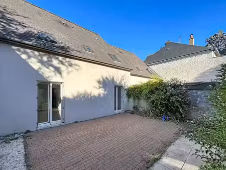 tours nord maison de ville a vendre avec cour