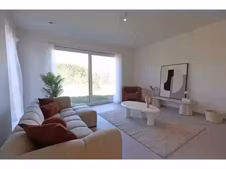maison avec jardin spacieux
