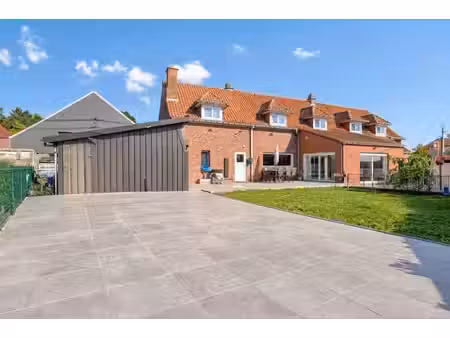 maison très spacieuse avec possibilité privé/profesionnel