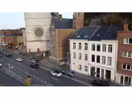 appartement 2ch + cour au rdc - petite copropriété
