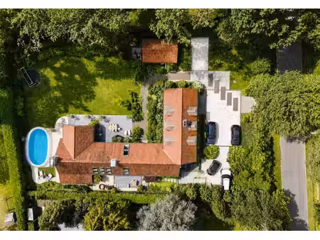 villa de caractère avec guesthouse idéalement située à vendre à schilde