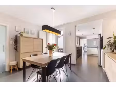 maison prête à emménager avec 5ch. à vendre à heist!