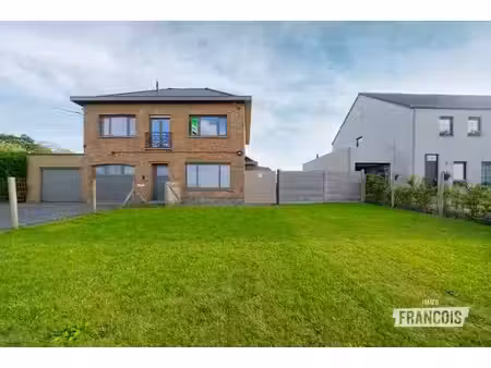 maison familiale prête à emménager avec 4 chambres à vendre…