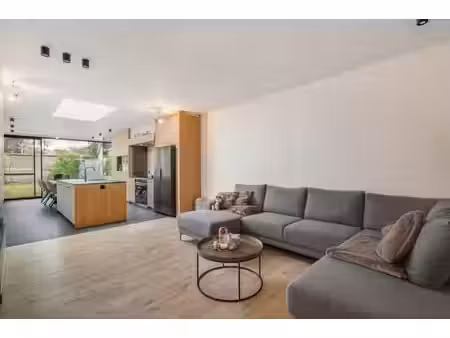 maison économe en énergie avec jardin et garage à vendre à eeklo