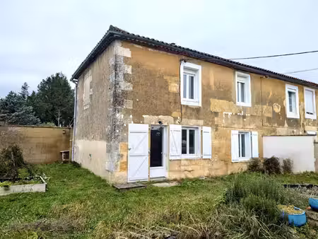 maison mitoyenne 92 m2 ? la rochefoucauld/rivières