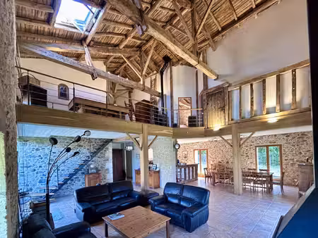 grange rénovée avec piscine ? 5 chambres ? le lindois