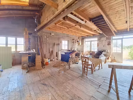 maison 80 m2 avec dépendances