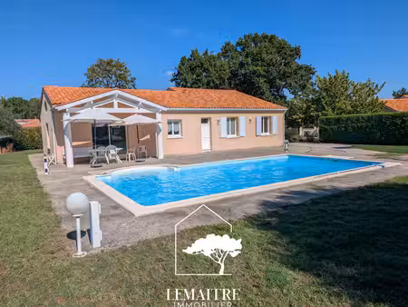maison de plain-pied avec piscine 4 chambres grand terra