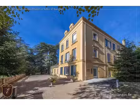 charme bourgeois au coeur village