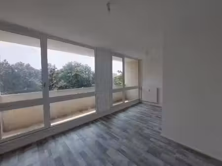 location appartement 3 pièces 44 m² à villeurbanne (69100)