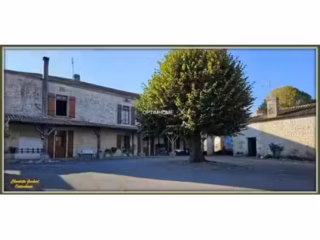 vente ferme 7 pièces 263 m² à villebois-lavalette (16320)  174 500 €