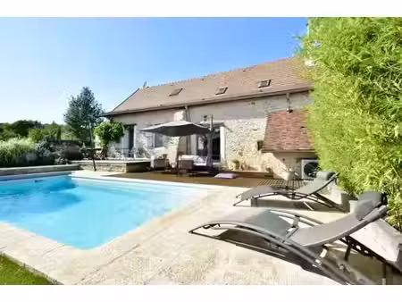 vente maison 5 pièces 145 m² à givry (71640)  390 000 €