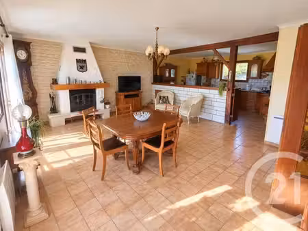 maison à vendre - 4 pièces - 85 28 m2 - semussac - 17 - poitou-charentes