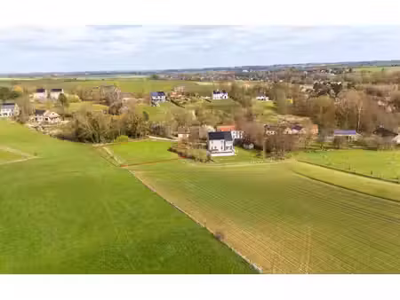 parmi l'un des plus beaux village de wallonie !