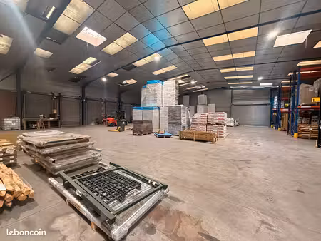 immeuble 1 pièce 1350 m²