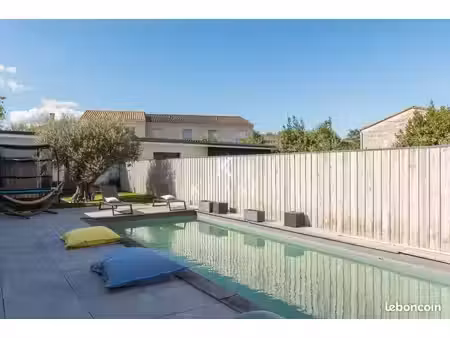 maison 6 pièces 211 m²